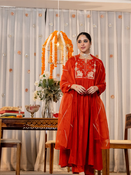 Women’s Chanderi Silk Embroidered Kurta with Chanderi Silk Bottom & Embroidered Chanderi Dupatta Set