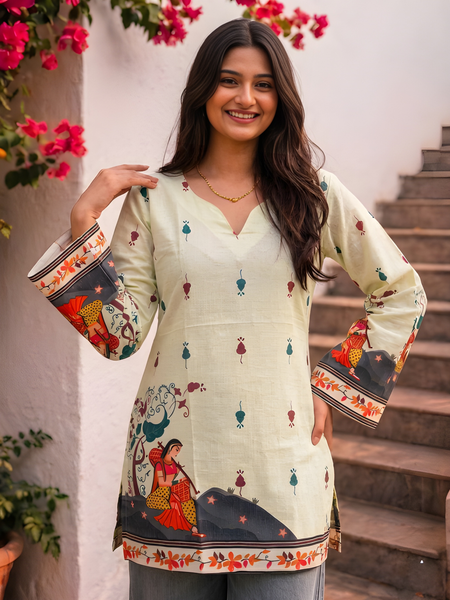 Women’s Cream Cotton Kalamkari Printed V-Neck Tunic
