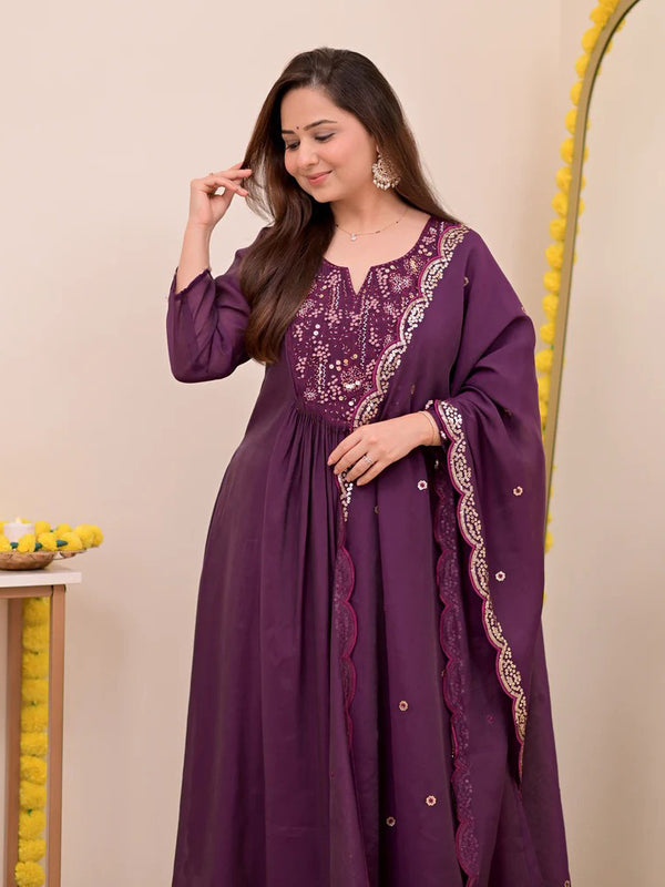 Women's Chanderi Silk Embroidered Kurta Pant Set With Chanderi Dupatta