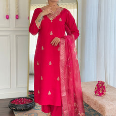 Silk Blend Kurta Set With Zcard Dupatta