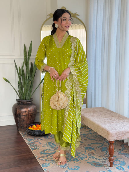 Women's Bandhani Print Embroidered Kurta Pant Set With Muslin Dupatta
