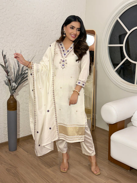 Women’s Viscose Silk Embroidered Kurta With Chanderi Pant & Dupatta Set