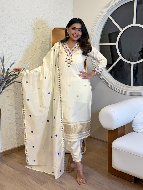 Women’s Viscose Silk Embroidered Kurta With Chanderi Pant & Dupatta Set