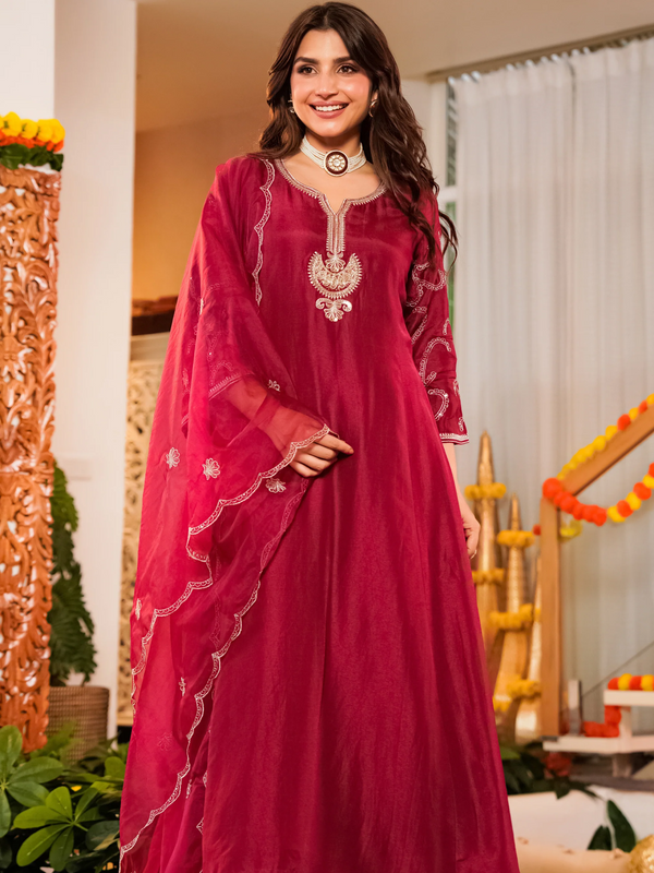 Premium Silk Blend Ethnic Suit Set With Chanderi Dupatta