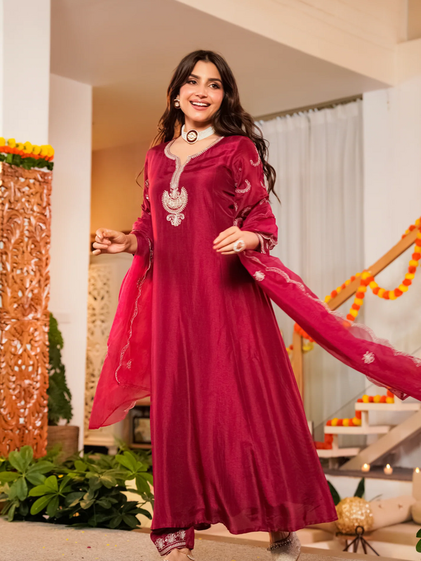 Premium Silk Blend Ethnic Suit Set With Chanderi Dupatta
