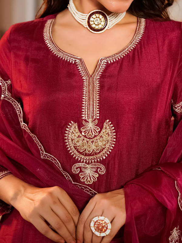 Premium Silk Blend Ethnic Suit Set With Chanderi Dupatta