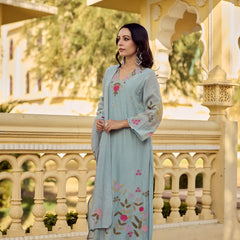Women's Chanderi Silk Embroidered Kurta Pant Set With Dupatta