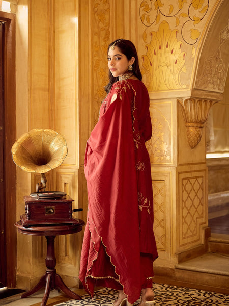 Chanderi Silk Kurta Set With Embroidered Chanderi Dupatta
