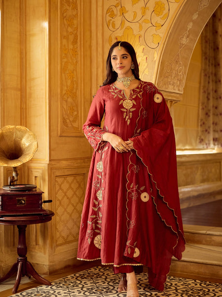 Chanderi Silk Kurta Set With Embroidered Chanderi Dupatta