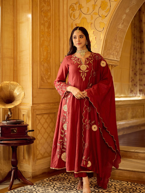 Chanderi Silk Kurta Set With Embroidered Chanderi Dupatta