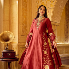 Chanderi Silk Kurta Set With Embroidered Chanderi Dupatta