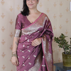 Banarasi Silk Blend Saree with Blouse Piece