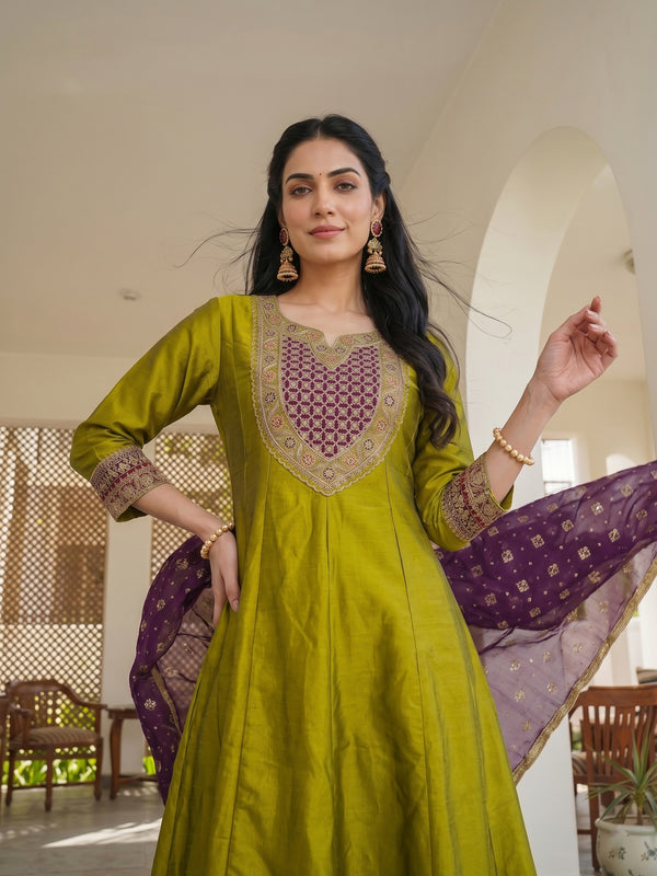 Women's Embroidered Vichitra Silk Kurta With Pant & Printed Dupatta Set