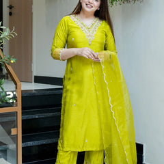 Women's Embroidered Viscose Chanderi Straight Kurta With Pant & Organza Dupatta Set