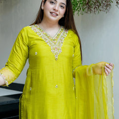 Women's Embroidered Viscose Chanderi Straight Kurta With Pant & Organza Dupatta Set