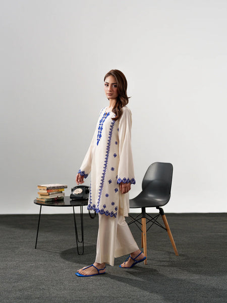 Chanderi Silk Embroidered Kurta Pant Set