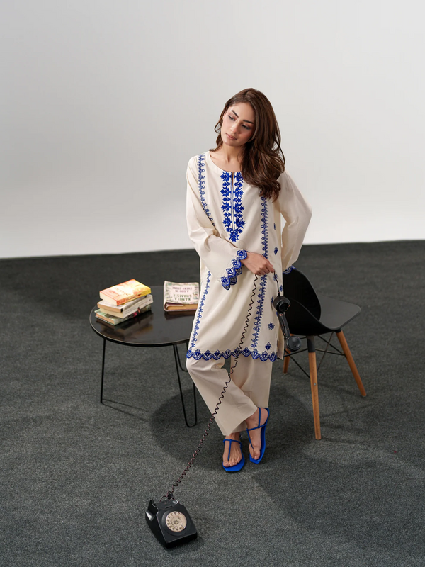 Chanderi Silk Embroidered Kurta Pant Set