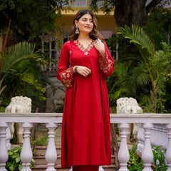 Women's Chanderi Silk Embroidered Kurta Pant & Organza Dupatta Set