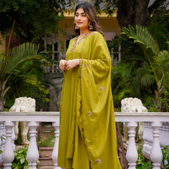 Women's Chanderi Silk Embroidered Kurta Pant & Organza Dupatta Set