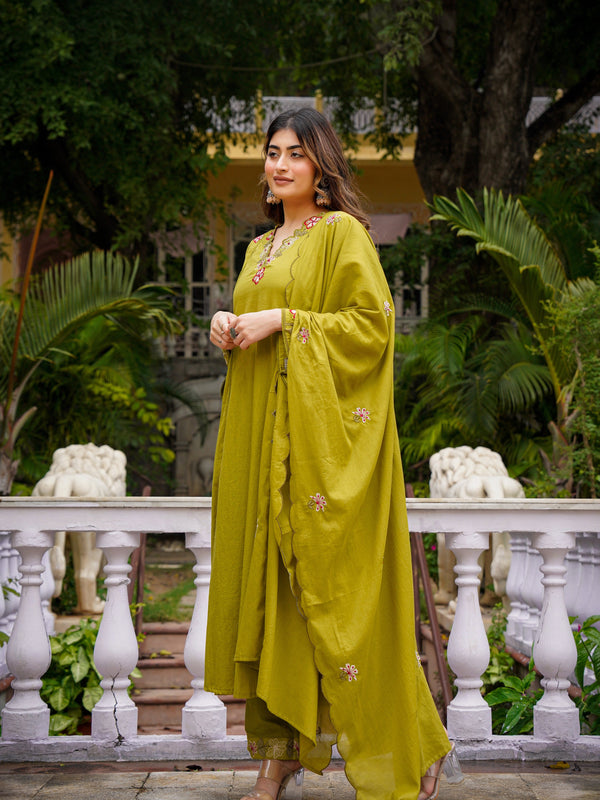 Women's Chanderi Silk Embroidered Kurta Pant & Organza Dupatta Set