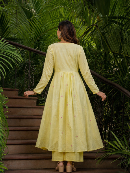 Women’s Chanderi Silk Embroidered Kurti With Bottom & Chanderi Dupatta Set