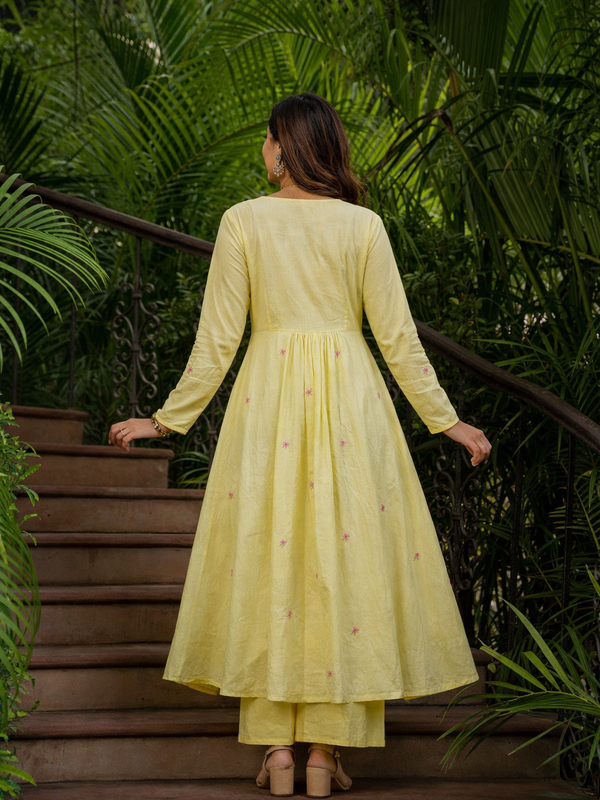 Women’s Chanderi Silk Embroidered Kurti With Bottom & Chanderi Dupatta Set