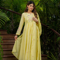 Women’s Chanderi Silk Embroidered Kurti With Bottom & Chanderi Dupatta Set