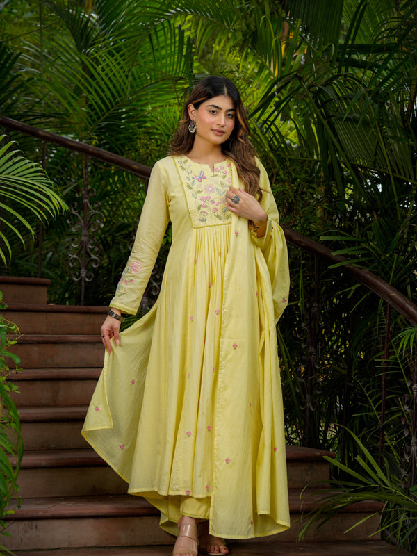 Women’s Chanderi Silk Embroidered Kurti With Bottom & Chanderi Dupatta Set