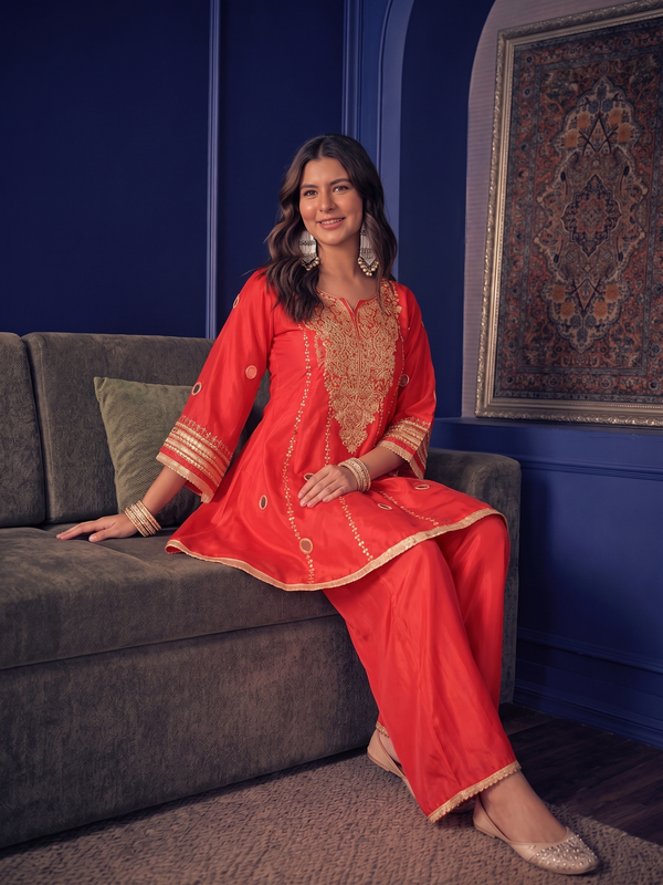 Women's Embroidered Silk Crepe Short Kurta With Pant Set