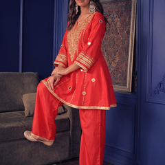 Women's Embroidered Silk Crepe Short Kurta With Pant Co-Ord Set