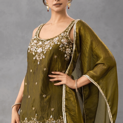 Women's Embroidered Satin Kurta With Embroidered Pant & Dupatta Set