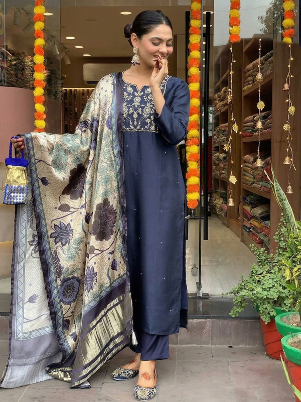 Women's Viscose Chanderi Embroidered Kurta Pant & Satin Dupatta Set