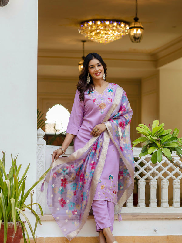 Women's Viscose Gadhwal Embroidered Beads Kurta with Bottom & Jacquard Tabby Organza Dupatta Set