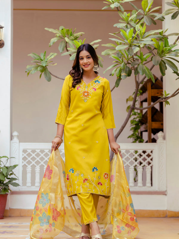 Women's Viscose Gadhwal Embroidered Beads Kurta with Bottom & Jacquard Tabby Organza Dupatta Set