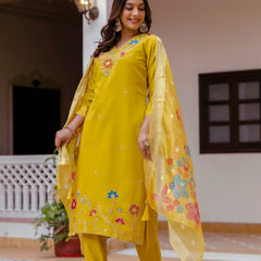 Women's Viscose Gadhwal Embroidered Beads Kurta with Bottom & Jacquard Tabby Organza Dupatta Set