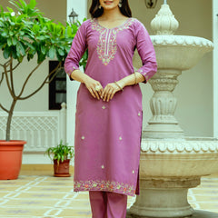 Women's Viscose Chanderi Silk Embroidered Beads Kurta with Bottom & Tabby Organza Dupatta Set  👗 Product Details 👗