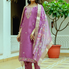 Women's Viscose Chanderi Silk Embroidered Beads Kurta with Bottom & Tabby Organza Dupatta Set  👗 Product Details 👗