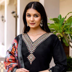 Women's Viscose Chanderi Embroidered Kurta with Bottom & Jacquard Organza Dupatta Set
