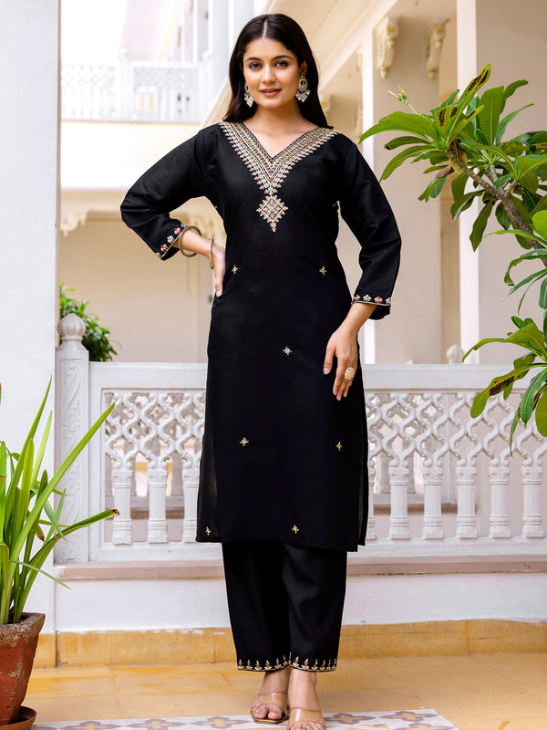 Women's Viscose Chanderi Embroidered Kurta with Bottom & Jacquard Organza Dupatta Set