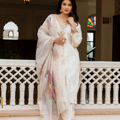 Women's Viscose Chanderi Embroidered Kurta with Bottom & Jacquard Organza Dupatta Set
