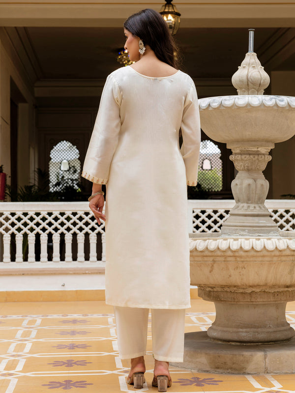 Women's Viscose Chanderi Embroidered Kurta with Bottom & Jacquard Organza Dupatta Set