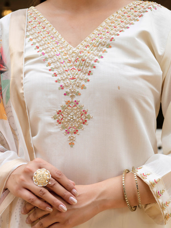 Women's Viscose Chanderi Embroidered Kurta with Bottom & Jacquard Organza Dupatta Set