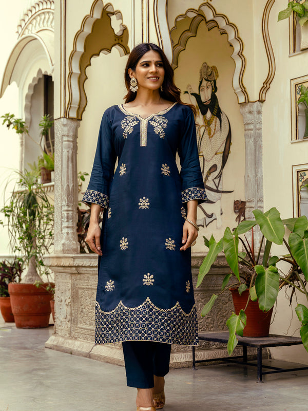 Women's Viscose Chanderi Embroidered Kurta with Bottom & Jacquard Organza Dupatta Set