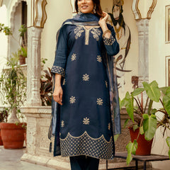 Women's Viscose Chanderi Embroidered Kurta with Bottom & Jacquard Organza Dupatta Set