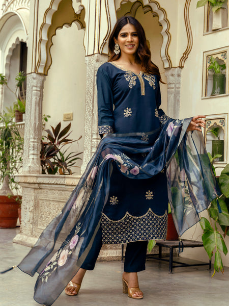 Women's Viscose Chanderi Embroidered Kurta with Bottom & Jacquard Organza Dupatta Set