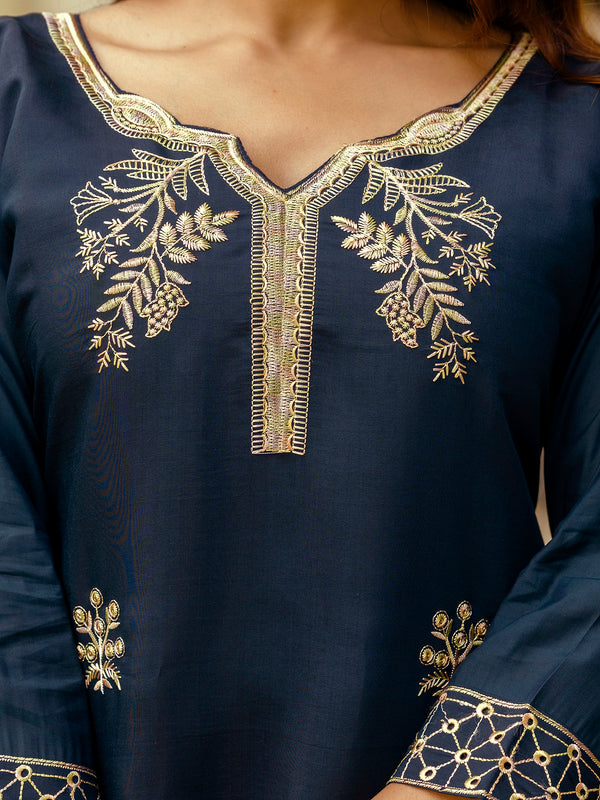 Women's Viscose Chanderi Embroidered Kurta with Bottom & Jacquard Organza Dupatta Set