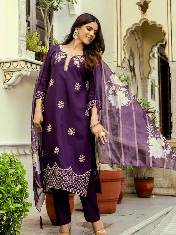 Women's Viscose Chanderi Embroidered Kurta with Bottom & Jacquard Organza Dupatta Set