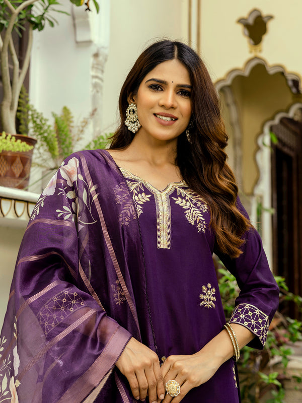 Women's Viscose Chanderi Embroidered Kurta with Bottom & Jacquard Organza Dupatta Set