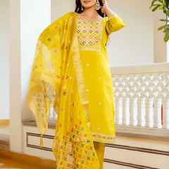 Women's Viscose Shimar Embroidered Kurta with Bottom & Jacquard Tabby Organza Dupatta Set