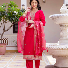 Women’s Viscose Chanderi Embroidered Kurta Set with Tabby Organza Dupatta